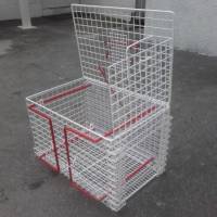 Queens Cage2 [ 64.96 Kb ]