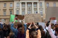 Prosvjed u�enika za klimu, 15.3.2019. [ 376.58 Kb ]