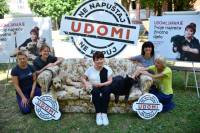 Obitelj na more_Zdenka Kova�i�ek_Foto: Matej �elar [ 252.21 Kb ]