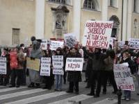 Pokladni prosvjed protiv krzna u Ljubljani 12 [ 50.20 Kb ]