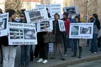 Demo against animal transport 2009. [ 595.64 Kb ]
