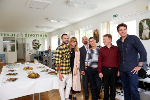 Goran Vi�nji� u posjetu Prijatelja �ivotinja [ 195.06 Kb ]