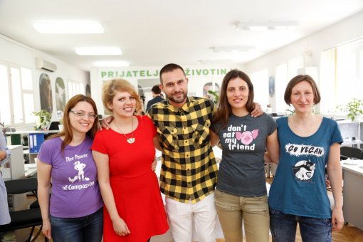 Goran Vi�nji� u posjetu Prijatelja �ivotinja [ 195.25 Kb ]