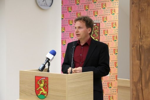 Tiskovna konferencija: peticija za zabranu petardi [ 85.22 Kb ]