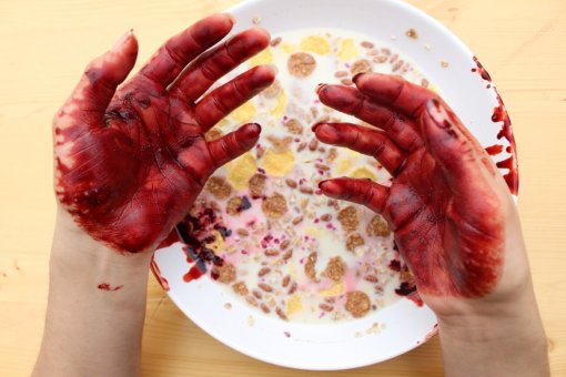 Wipe out the blood from your hands performance