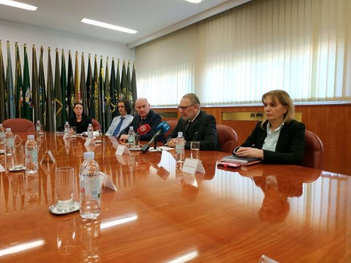 MUP-u predano 60 000 potpisa za zabranu petardi [ 280.58 Kb ]