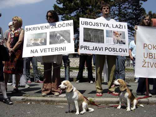 Prosvjed pred Veterinarskim fakultetom 4 Prosvjed pred Veterinarskim fakultetom 4