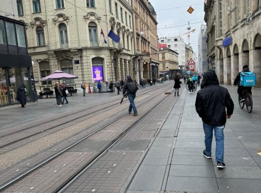 Psa usmrtio tramvaj [ 367.02 Kb ]