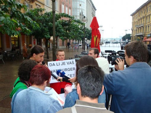 Akcija protiv McDonald'sa3 [ 114.46 Kb ]