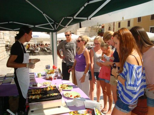 Zadar - I turisti su vegetarijanci 1 [ 98.99 Kb ]