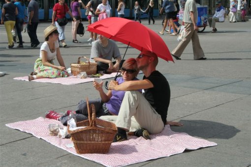 Piknik na glavnom trgu [ 95.05 Kb ]